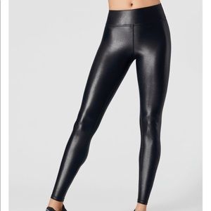 BNWT CARBON38 black liquid legging M